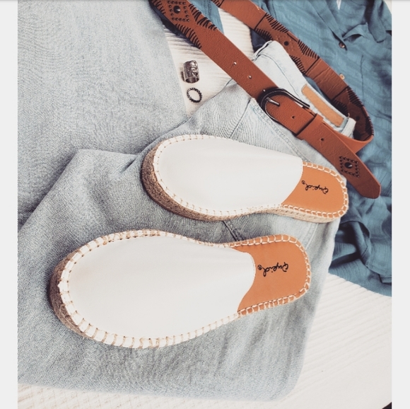 🚨END OF SUMMER SALE// mule espadrille - Picture 2 of 5